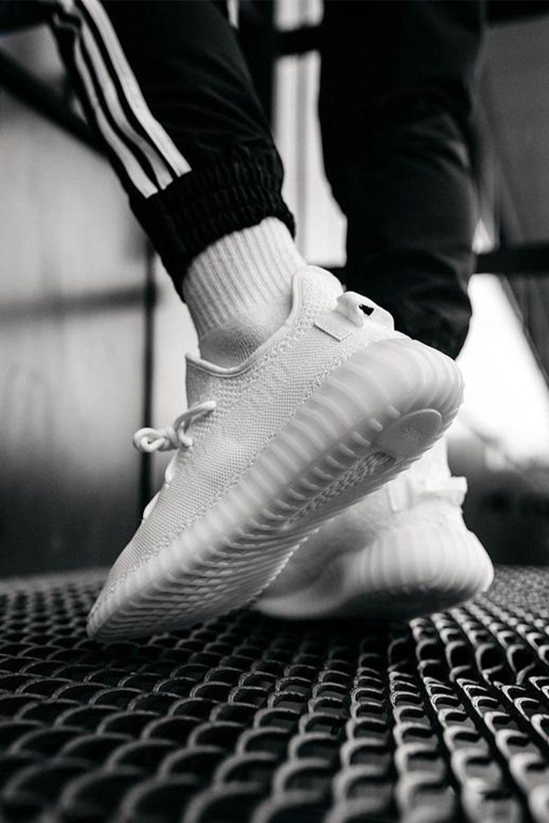 Adidas Кроссовки Yeezy Boost 350 V2 - Triple White Premium
