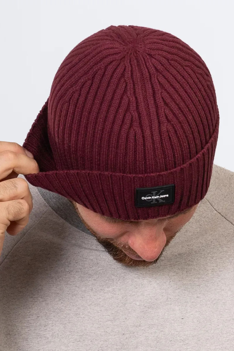 Calvin Klein Шапка logo-badge - Wine Berry