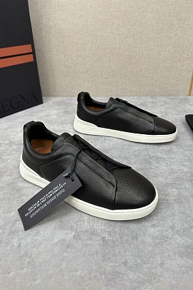 Мужские кроссовки Triple Stitch - Black / White