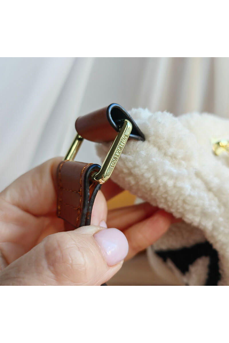 Lоuis Vuittоn Сумка на пояс Monogram Teddy 31x20 см - White 