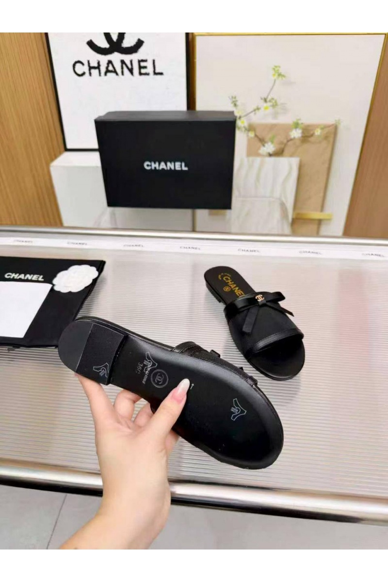 Chаnеl Женские кожаные шлёпанцы premium