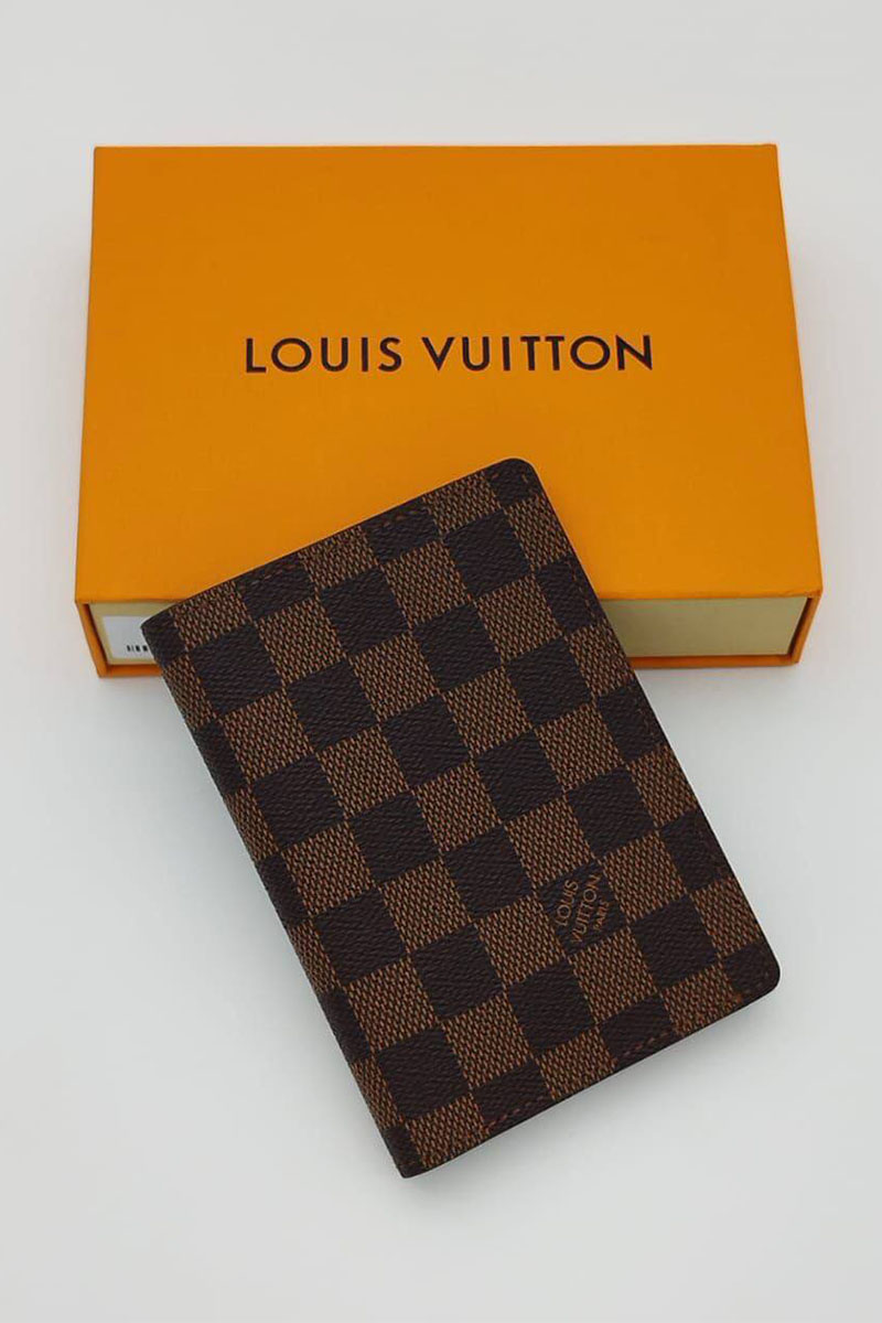 Lоuis Vuittоn Кожаная обложка для паспорта Damier Ebene 10x14 см