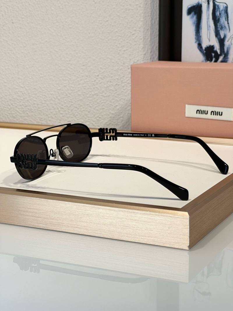 MIU MIU Женские солнцезащитные очки Oval