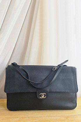 Кожаная сумка Maxi Flap 38x23 см