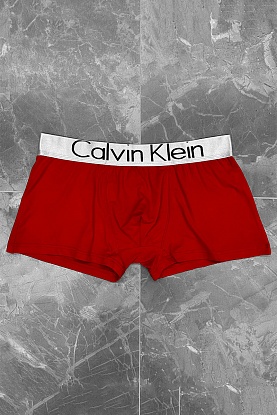 Мужское нижнее бельё красного цвета