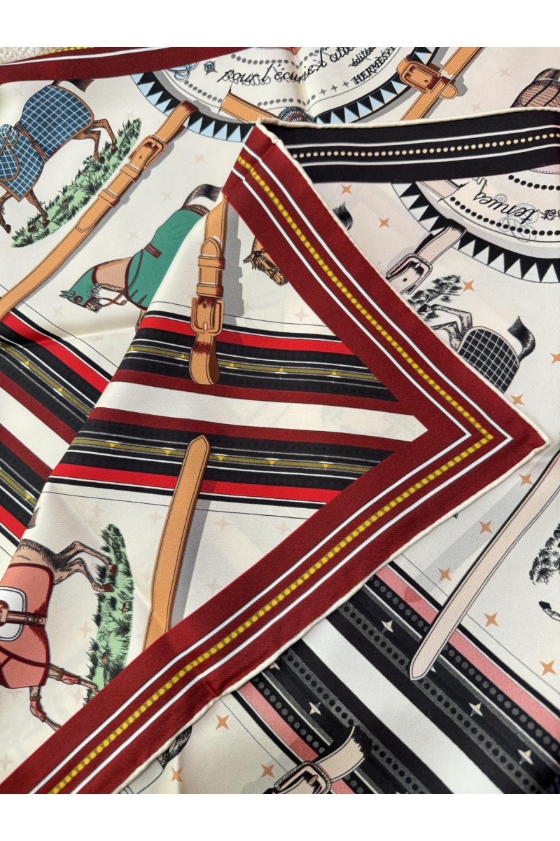 Hermes Платок Couvertures et Tenues de Jour premium 86x87 см