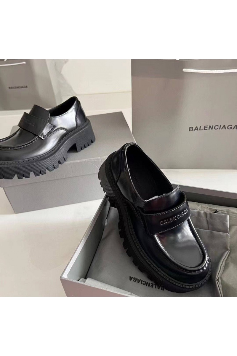 Balenciaga Женские чёрные кожаные лоферы Premium