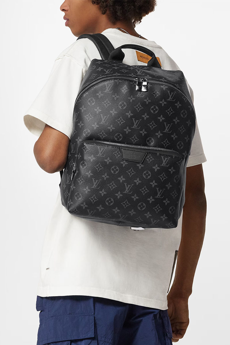 Lоuis Vuittоn Кожаный рюкзак Discovery Monogram Eclipse 37х40х20 см