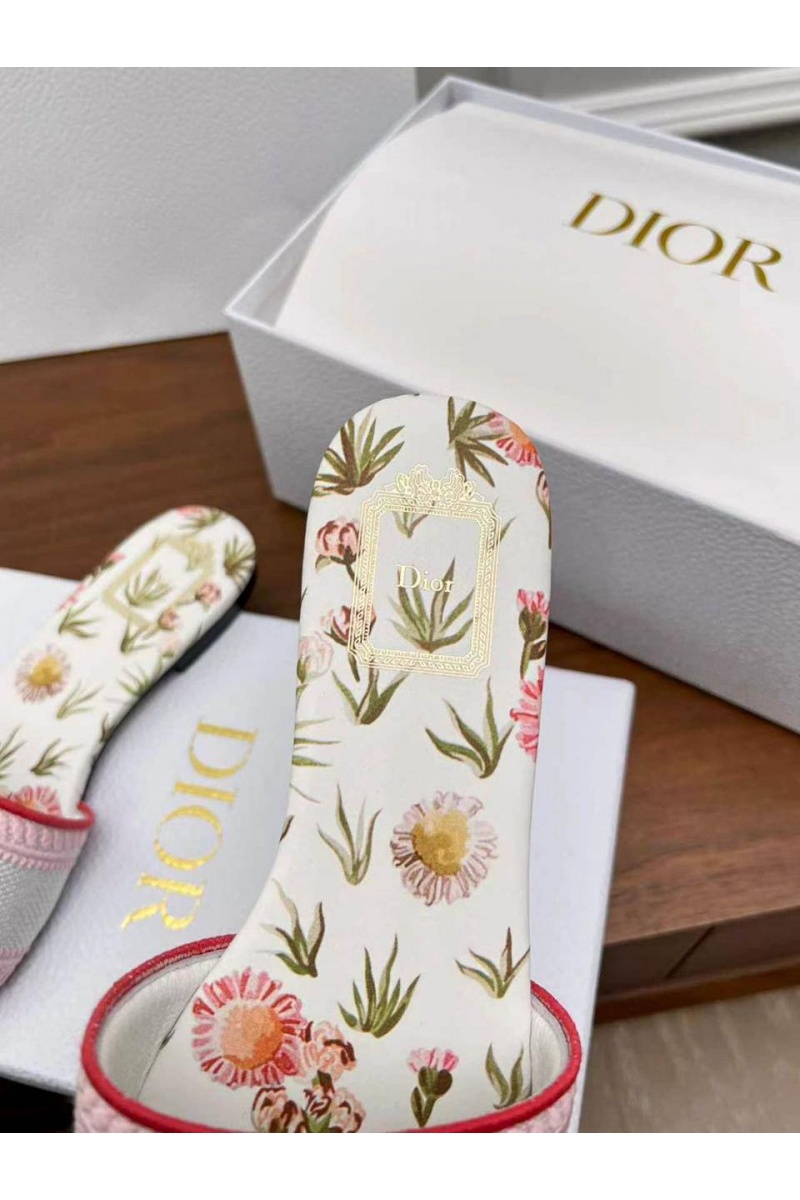 Dior Женские шлепанцы Dway Slide Embroidered Cotton premium
