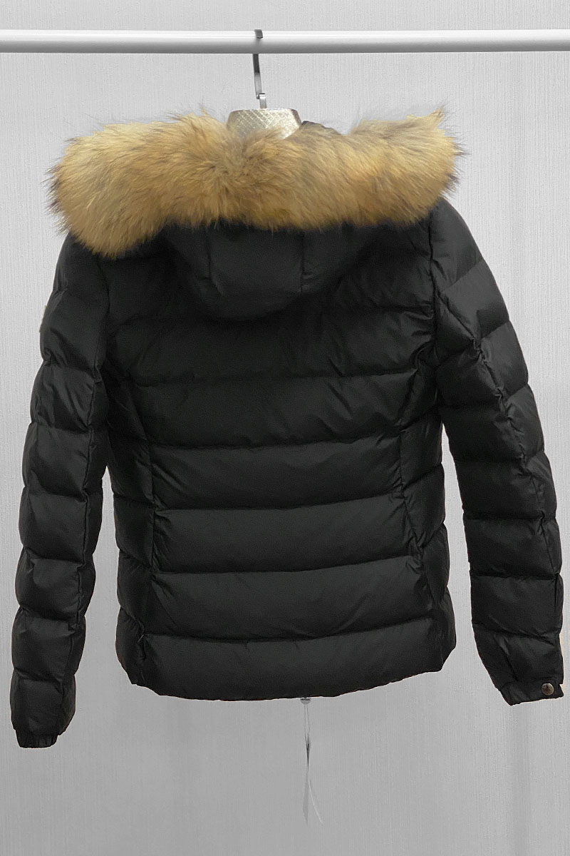 Moncler Женская куртка с меховым капюшоном