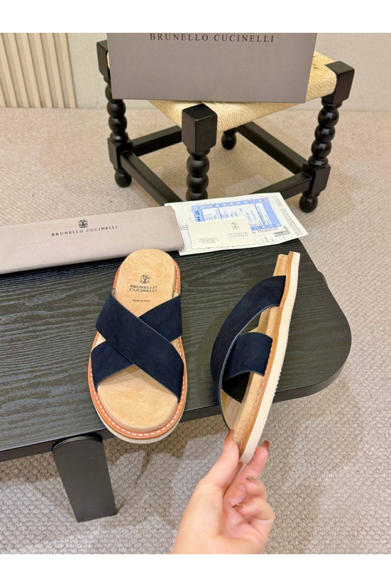 Brunеllо Сuсinеlli Замшевые шлёпанцы Crossover