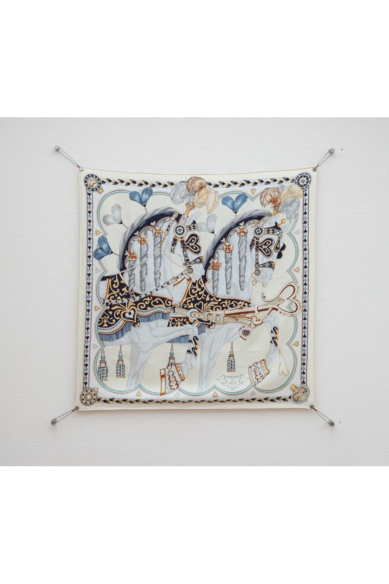 Hermes Платок Harnais de Coeur premium 87x88 см