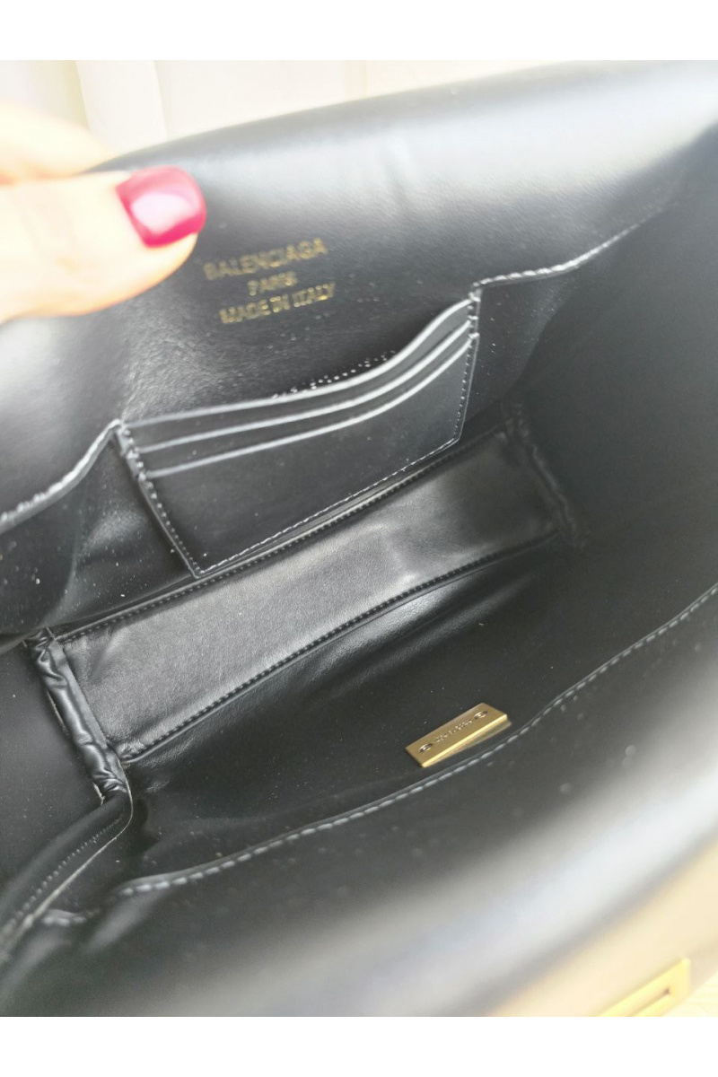 Balenciaga Кожаная сумка 23x20 см