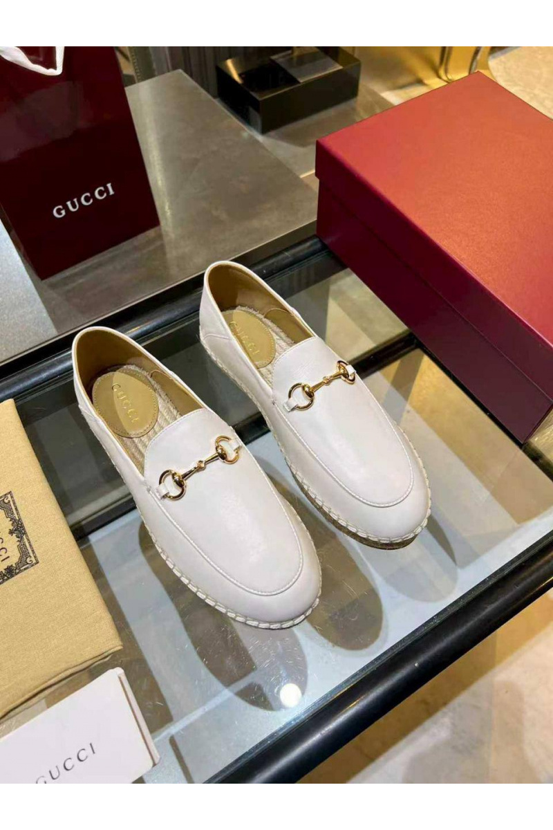 Gucci Женские кожаные лоферы GG Horsebit premium
