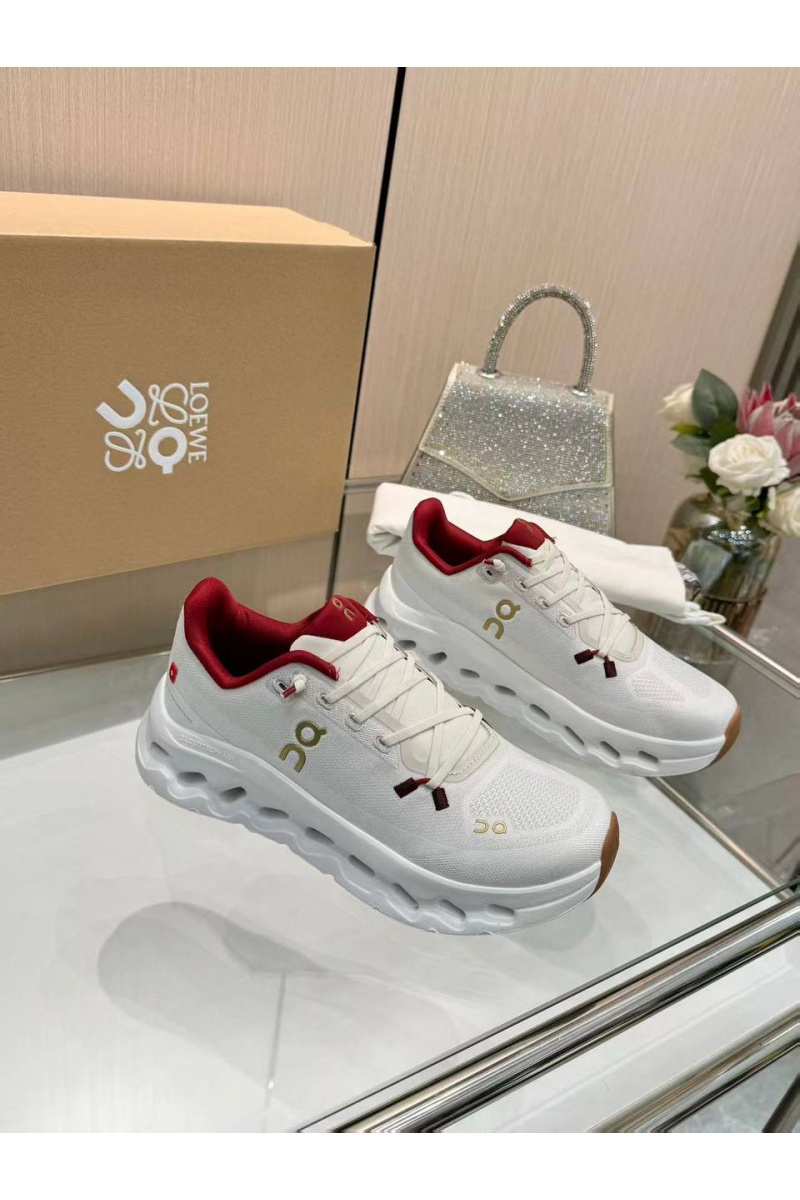 Designer Clothing Женские кроссовки On Cloudtilt premium