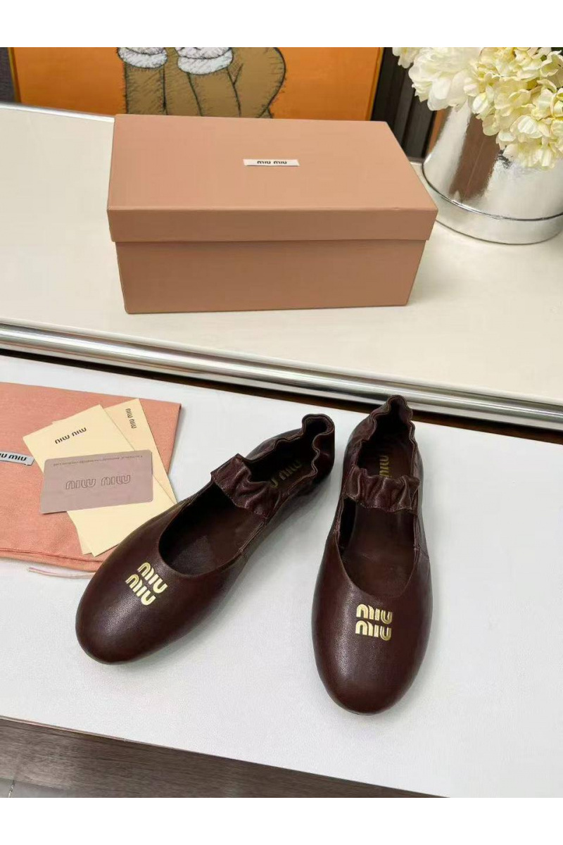 MIU MIU Женские кожаные балетки с круглым мысом 