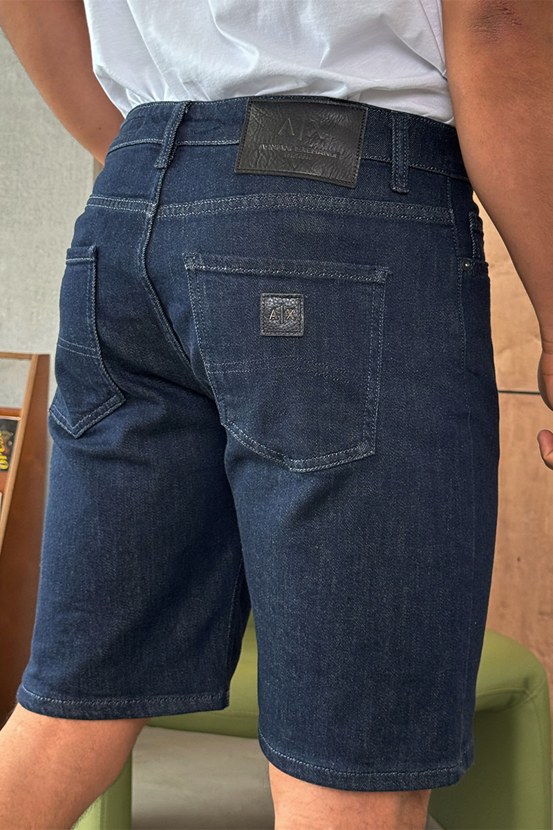 Emporio Armani EA7 Тёмно-синие джинсовые шорты 