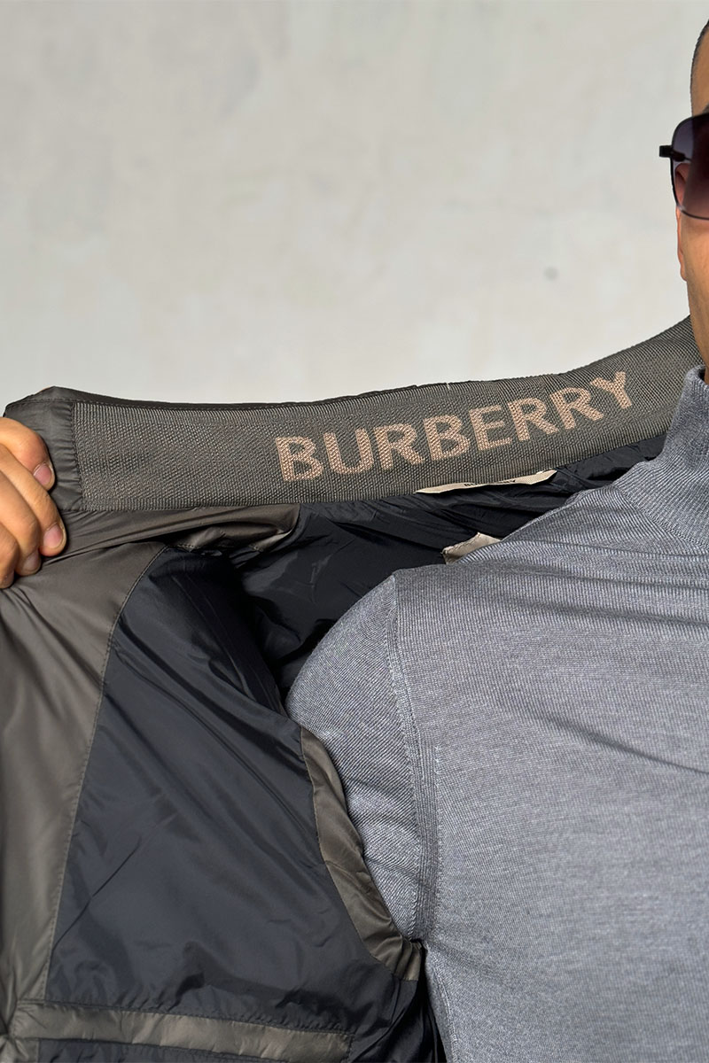 Burberry Мужской жилет зелёного цвета 