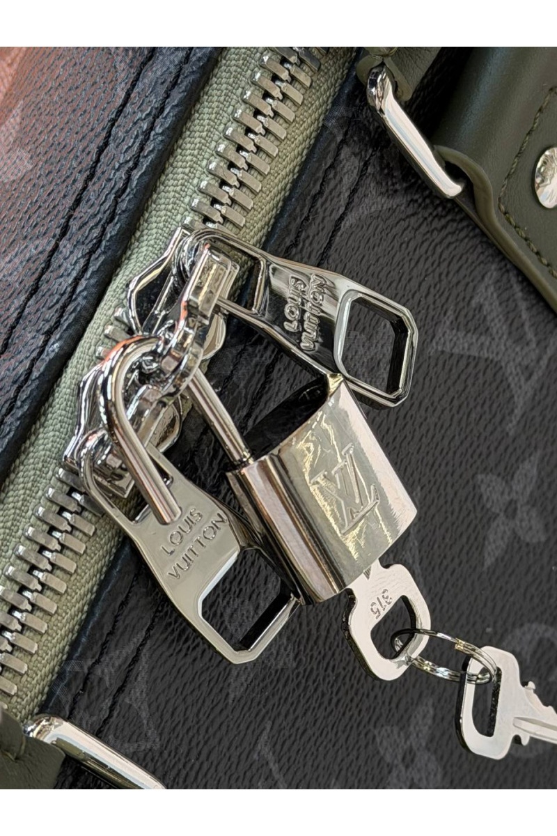 Lоuis Vuittоn Кожаная дорожная сумка Keepall Bandouliere premium 50x28x22 см