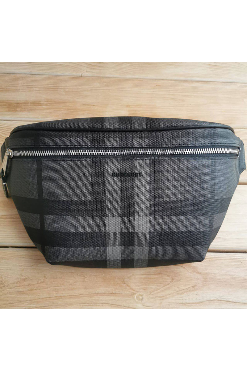Burberry Кожаная сумка на пояс Cason 30x18 см