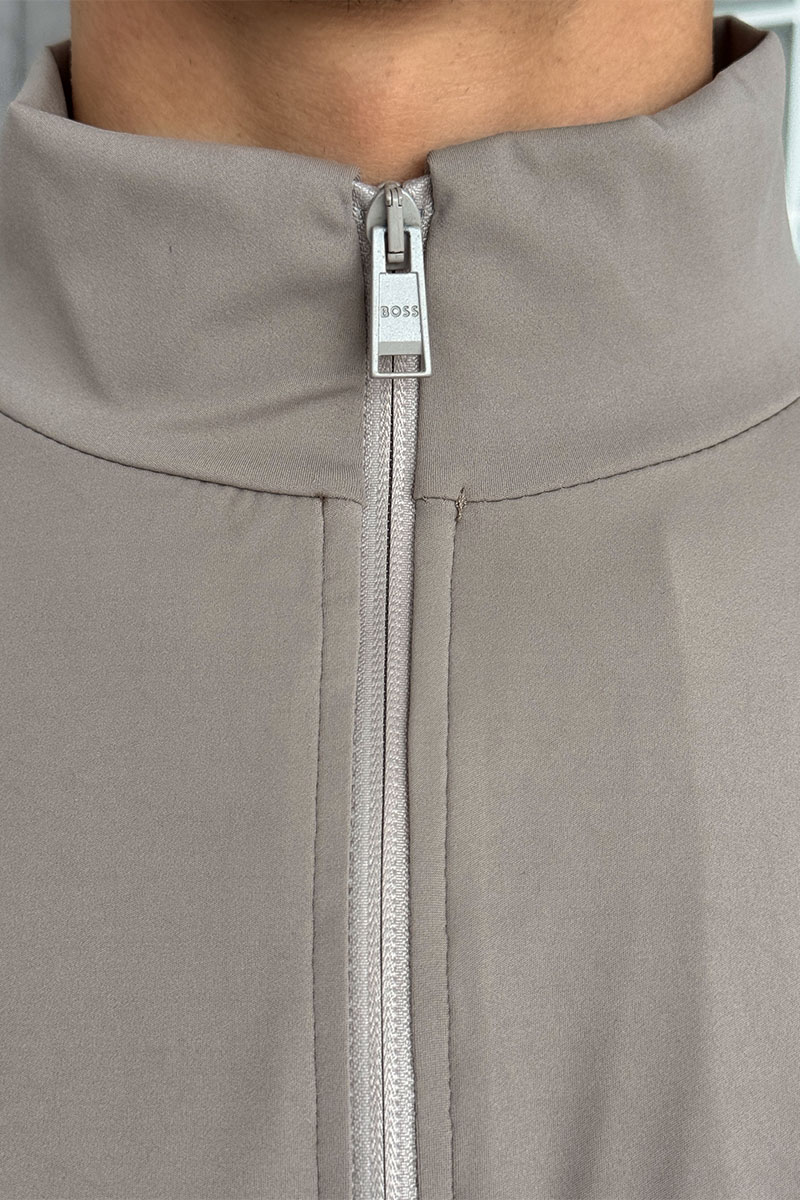 Hugо Воss Спортивный костюм бежевого цвета