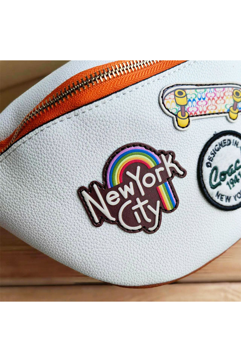 Coach Кожаная сумка на пояс Coach Charter multi-patch 33x17 см