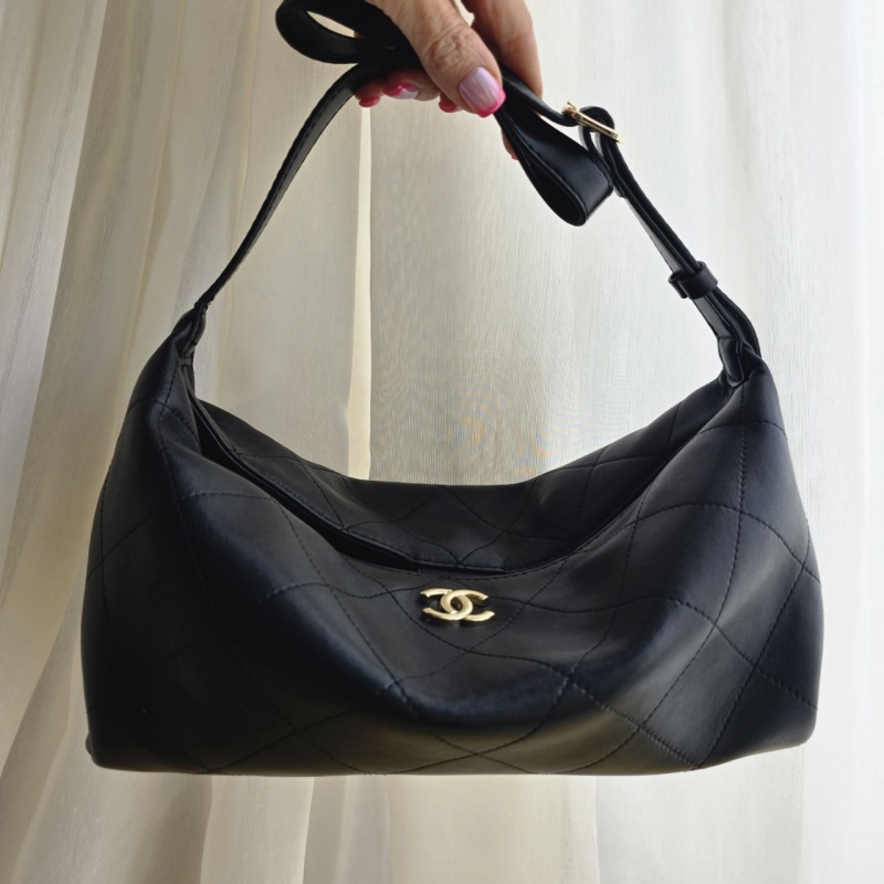 Chаnеl Кожаная сумка Chanel 28x15 см