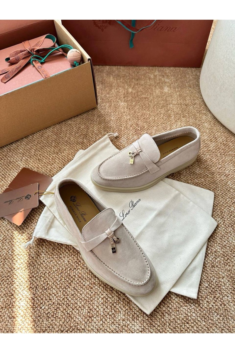 Loro Piana Женские замшевые лоферы Summer Charms Walk premium