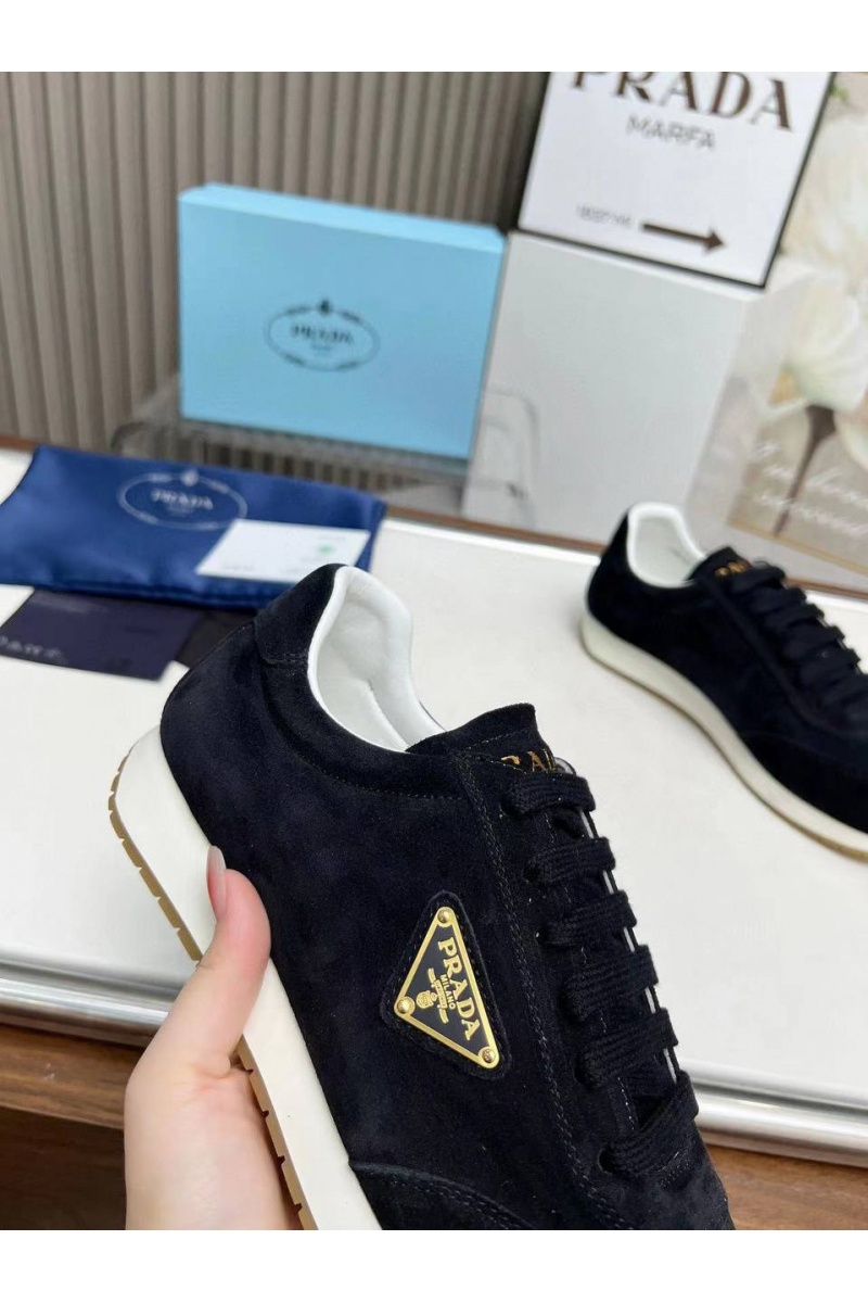 Prada Женские замшевые кроссовки Premium - Black