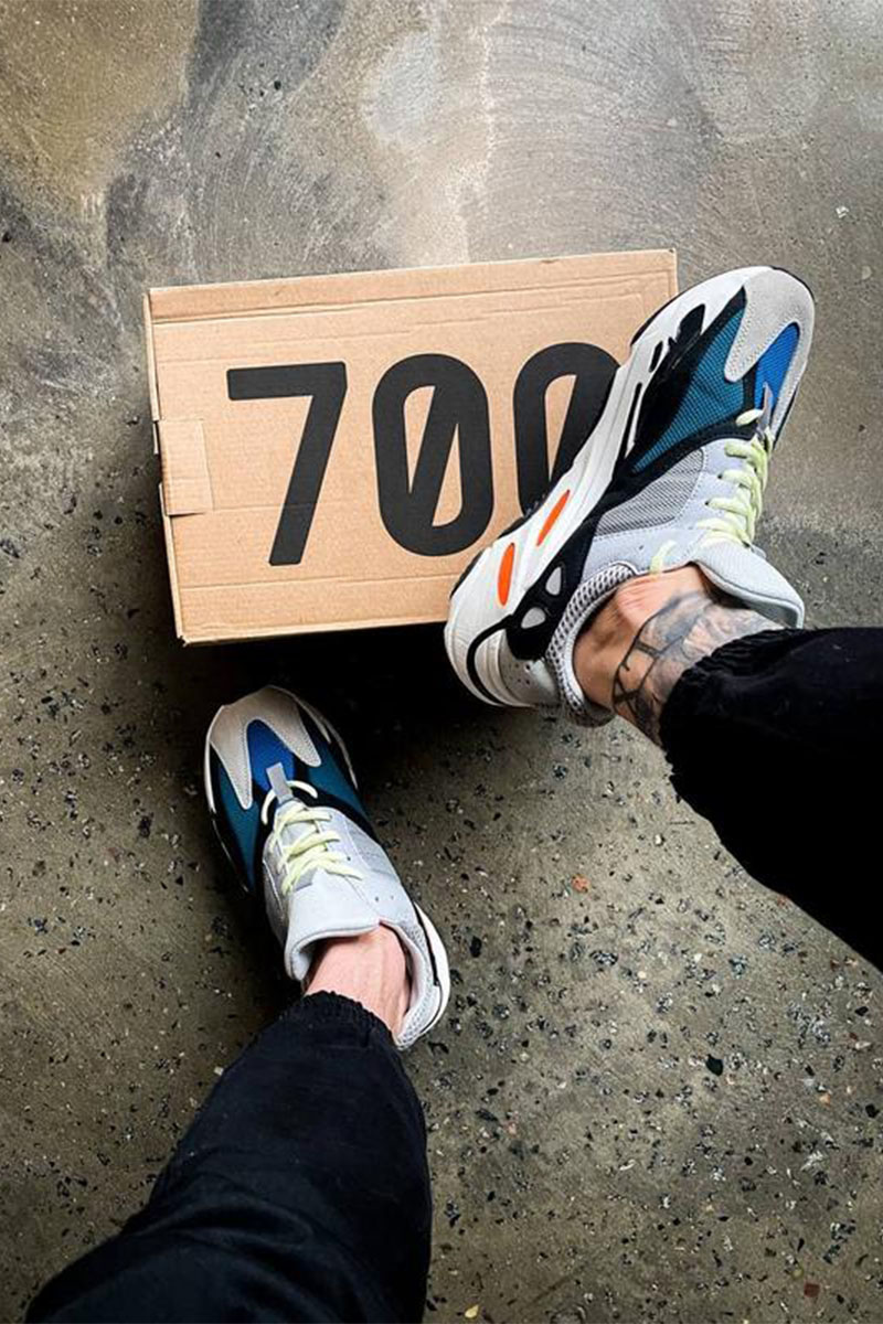 Adidas Кроссовки Yeezy Boost 700 "Wave Runner"