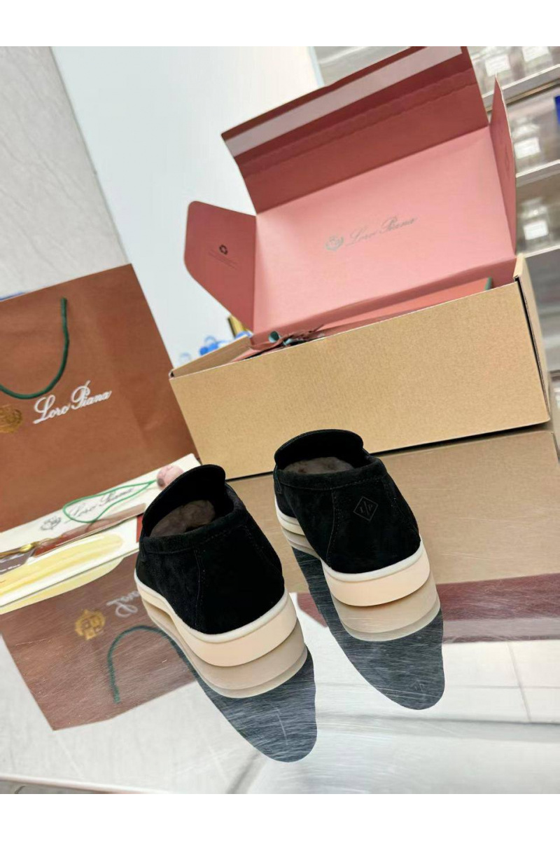 Loro Piana Женские замшевые лоферы Summer Charms Walk premium