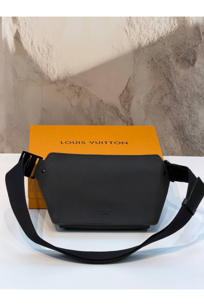 Lоuis Vuittоn Кожаная сумка на пояс Aerogram Takeoff Sling premium 30x16x3 см
