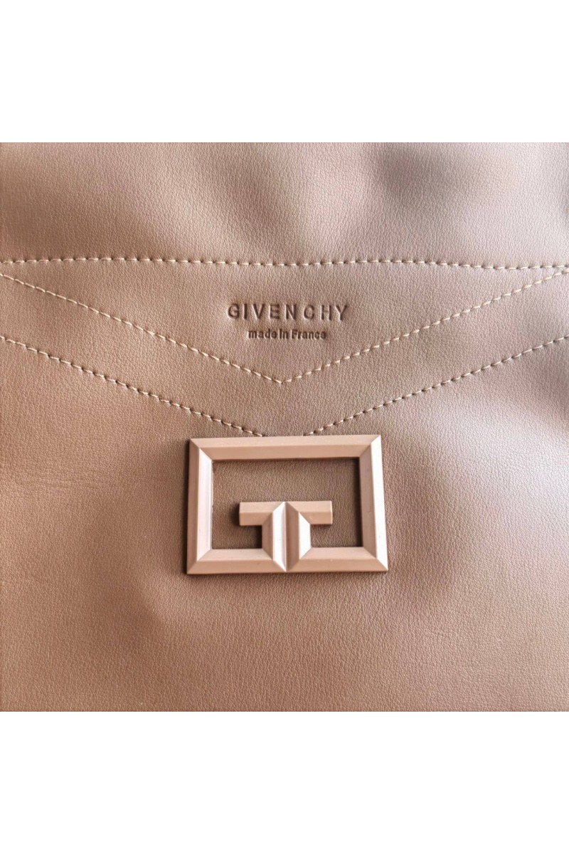 Givenchy Женская кожаная сумка ID93 30x20 см