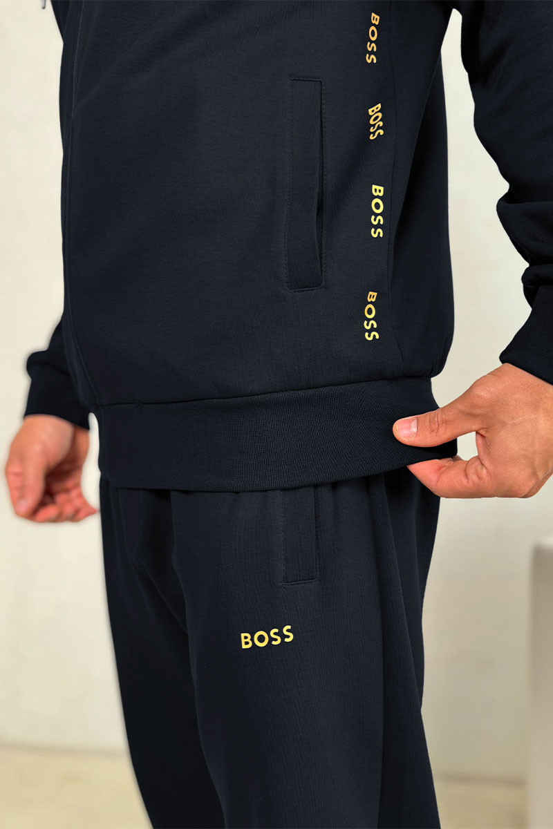 Hugо Воss Мужской тёмно-синий костюм