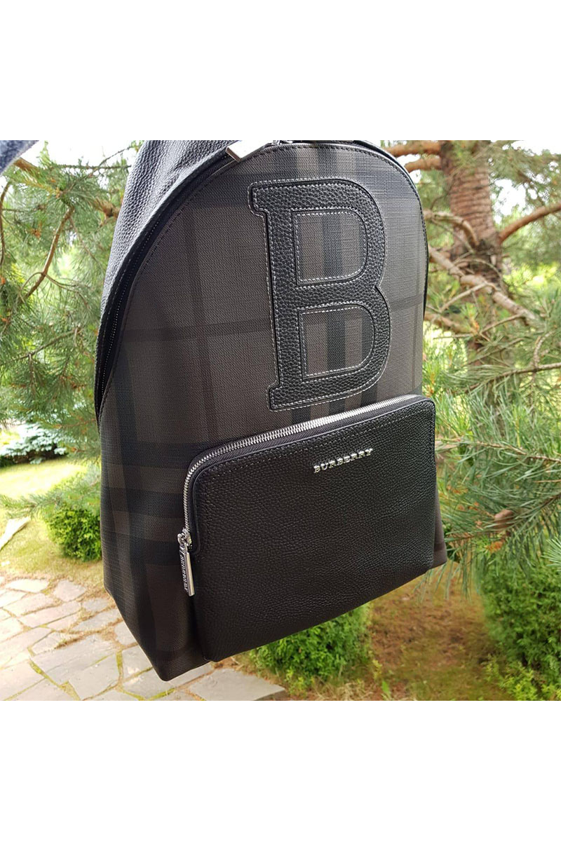 Burberry Кожаный чёрный рюкзак 40x30 см