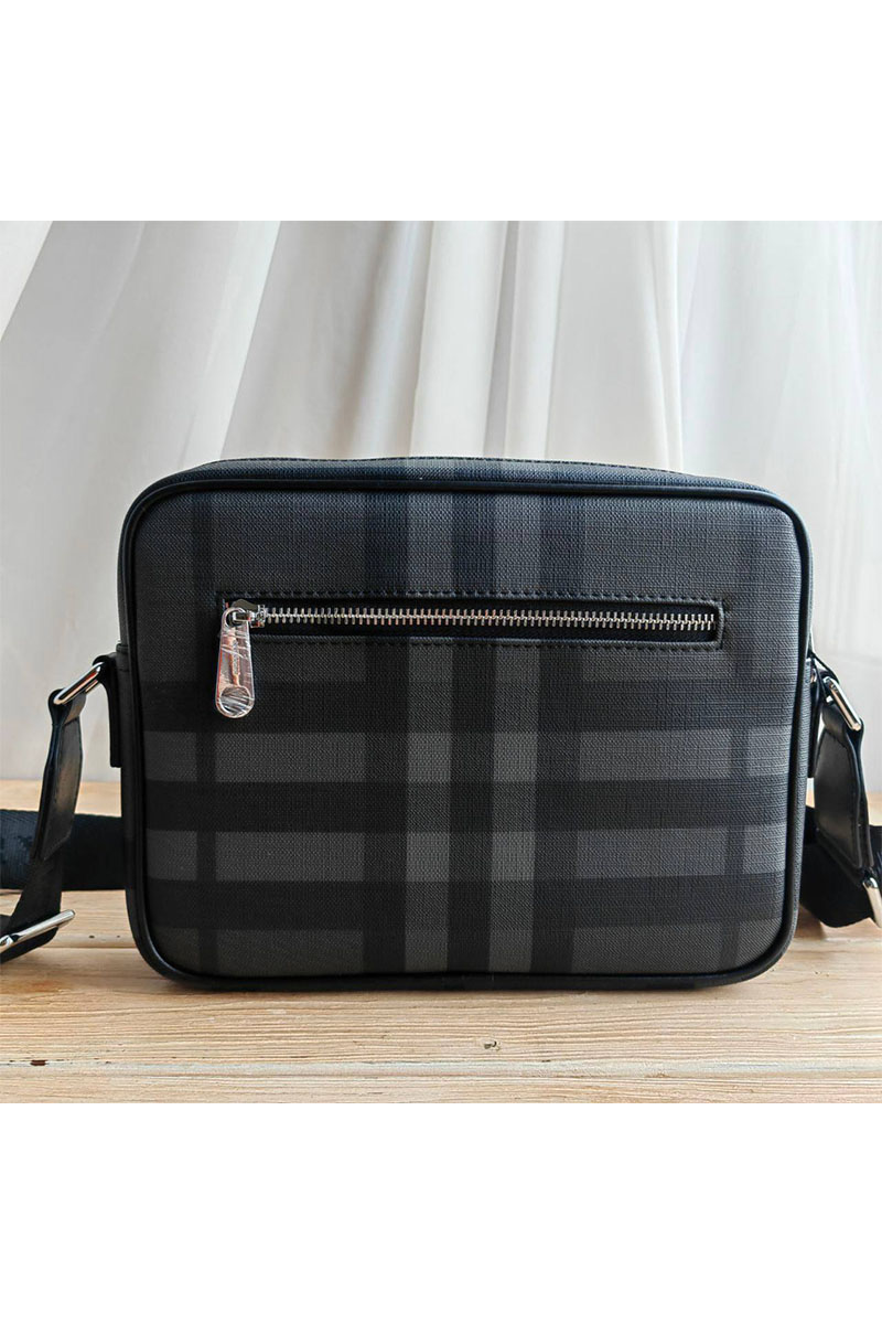 Burberry Кожаная сумка Muswell 22x17 см