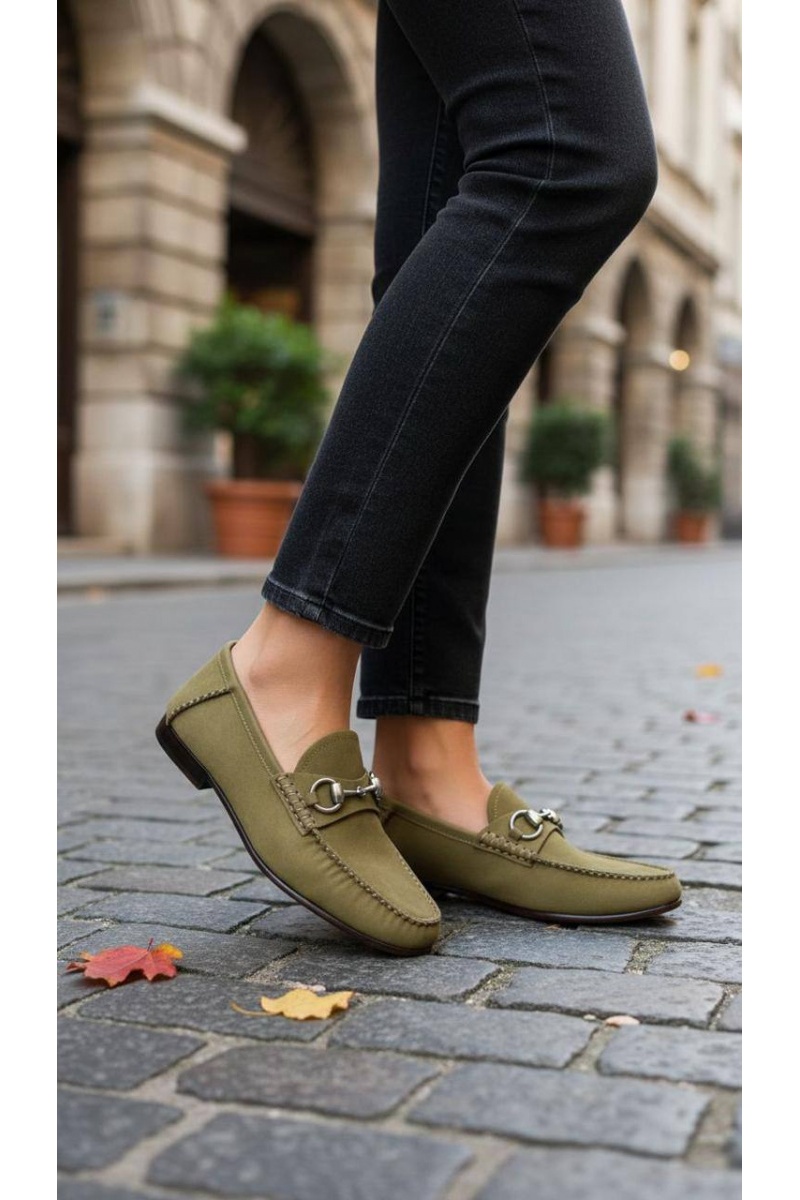 Gucci Женские замшевые лоферы GG premium