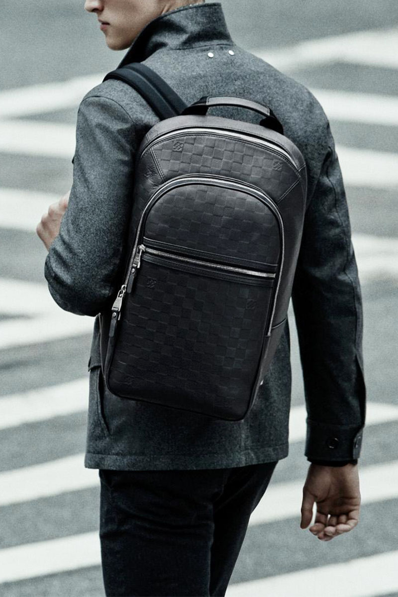 Lоuis Vuittоn Кожаный рюкзак Michael Damier Infini 28x45x18 см