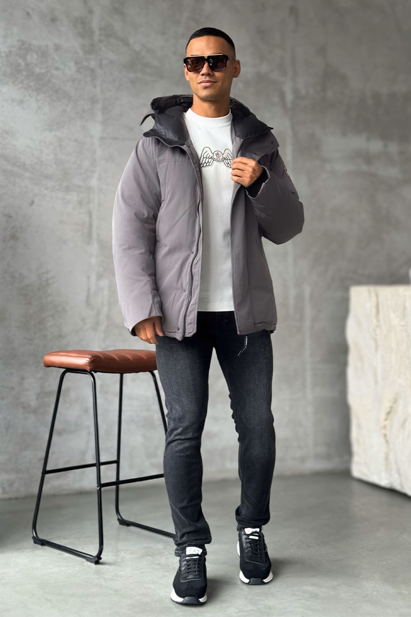 Canada Goose Серый пуховик Sanford logo-patch