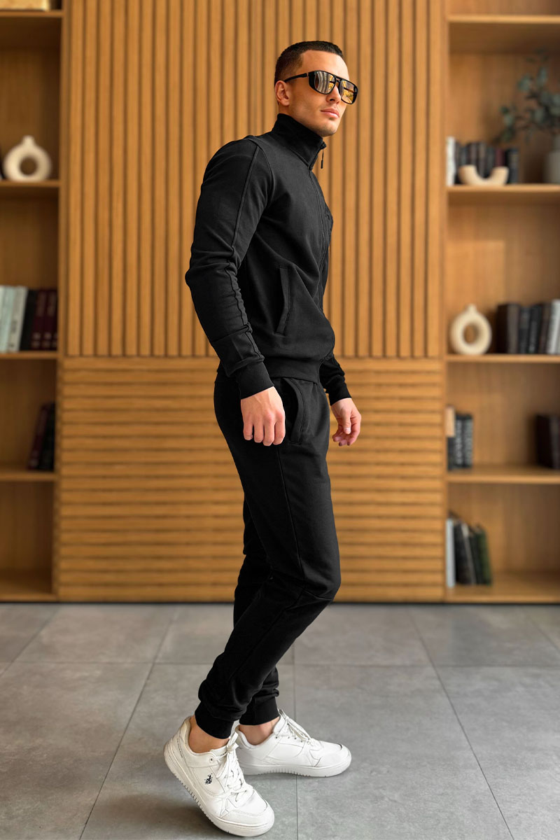 Emporio Armani EA7 Спортивный костюм чёрного цвета 