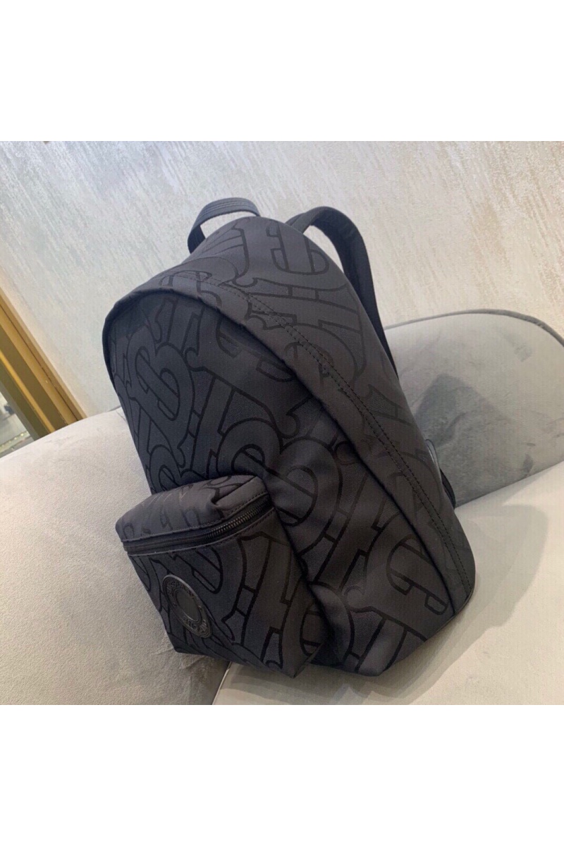 Burberry Рюкзак чёрного цвета TB Monogram Premium 30.5x14.5x42.5 см