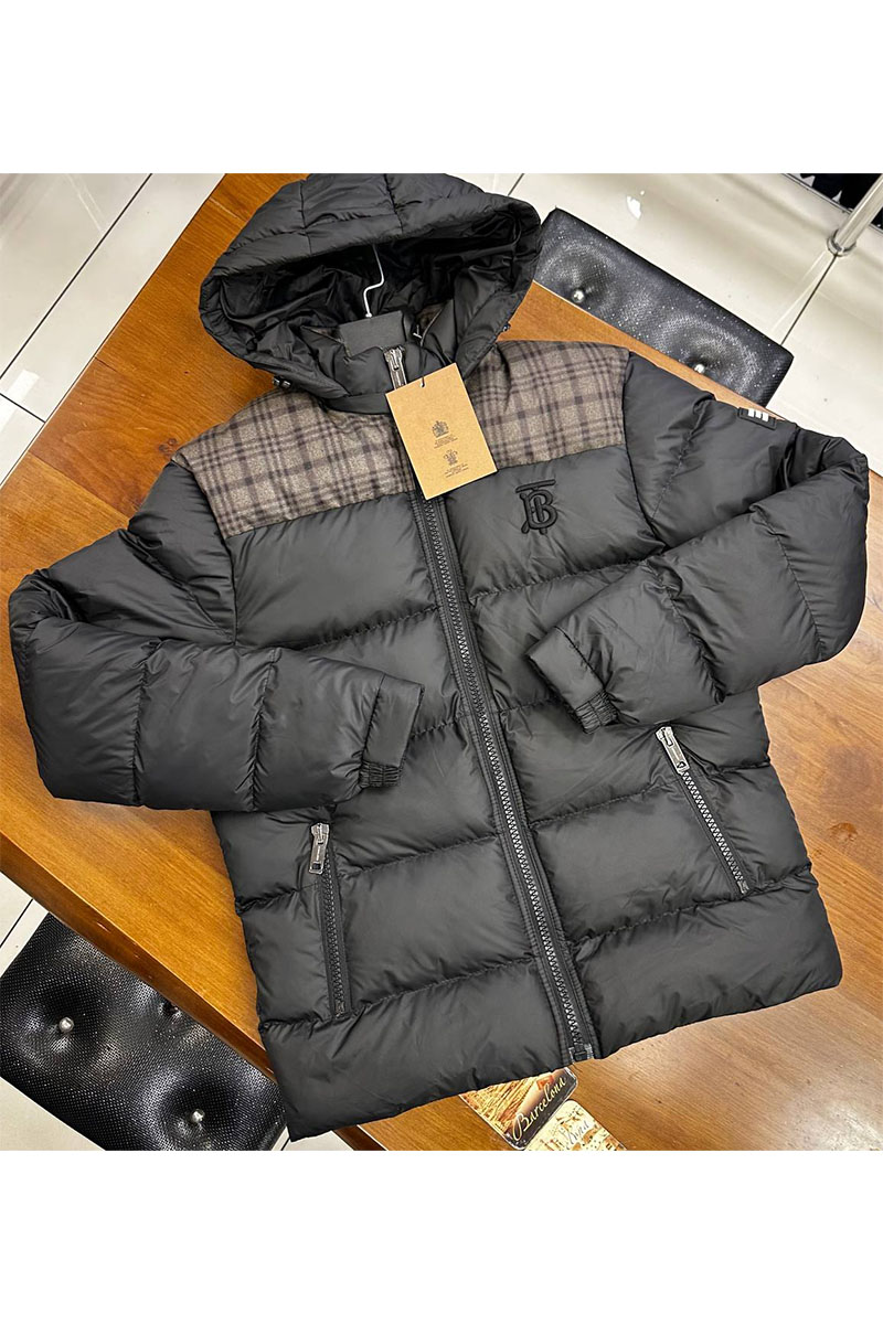 Burberry Куртка чёрного цвета TB logo 
