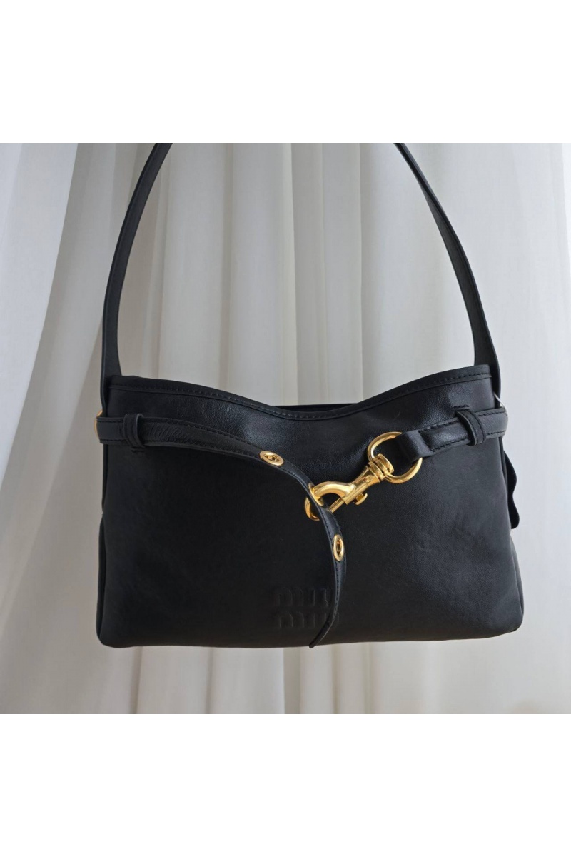 MIU MIU Кожаная сумка 32x18 см