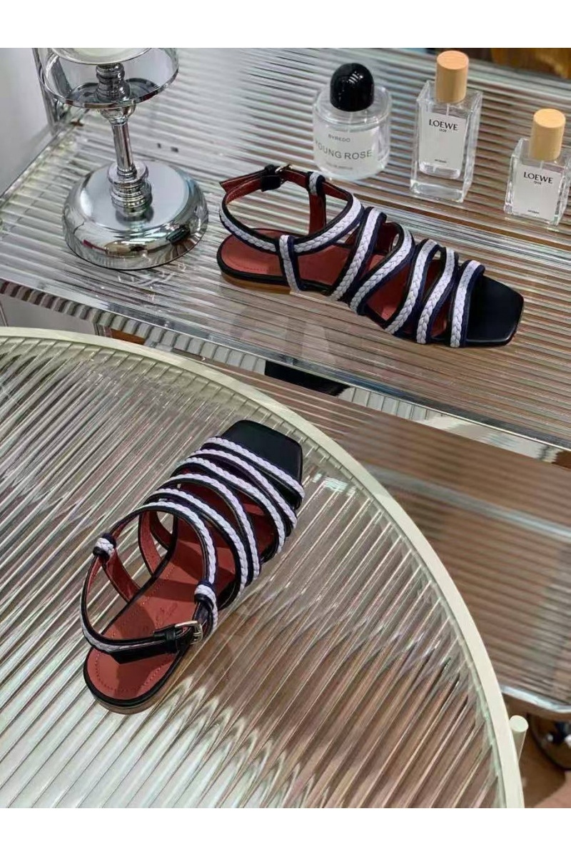 Loro Piana Женские кожаные сандалии Premium