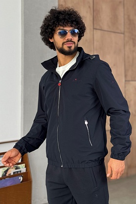 Мужская тёмно-синяя ветровка 