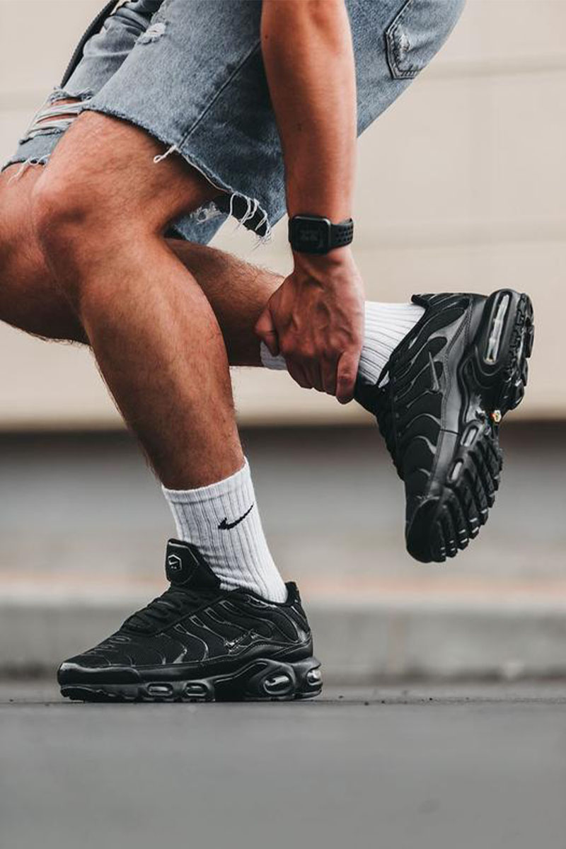 Nike Кроссовки AM Plus "Triple Black"
