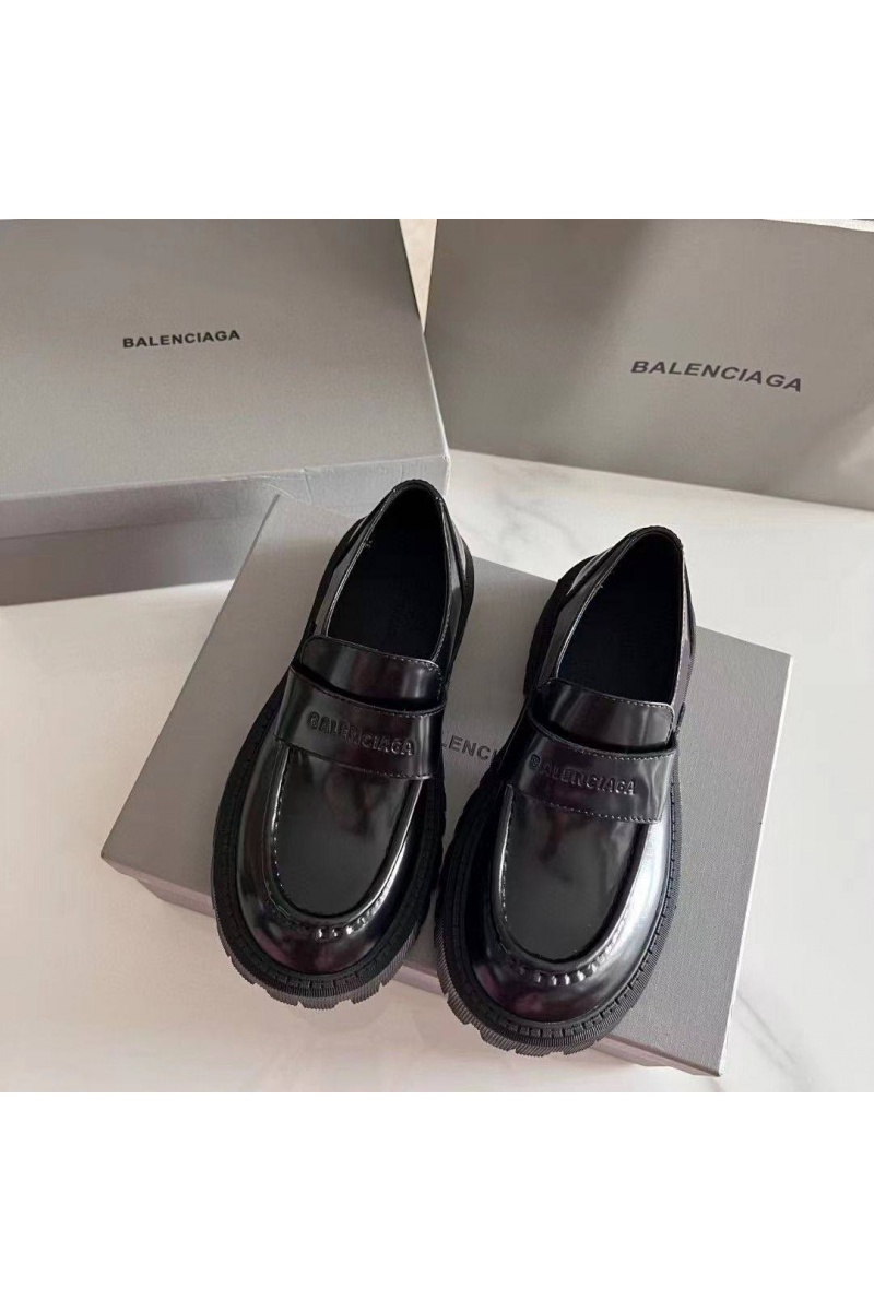 Balenciaga Женские чёрные кожаные лоферы Premium