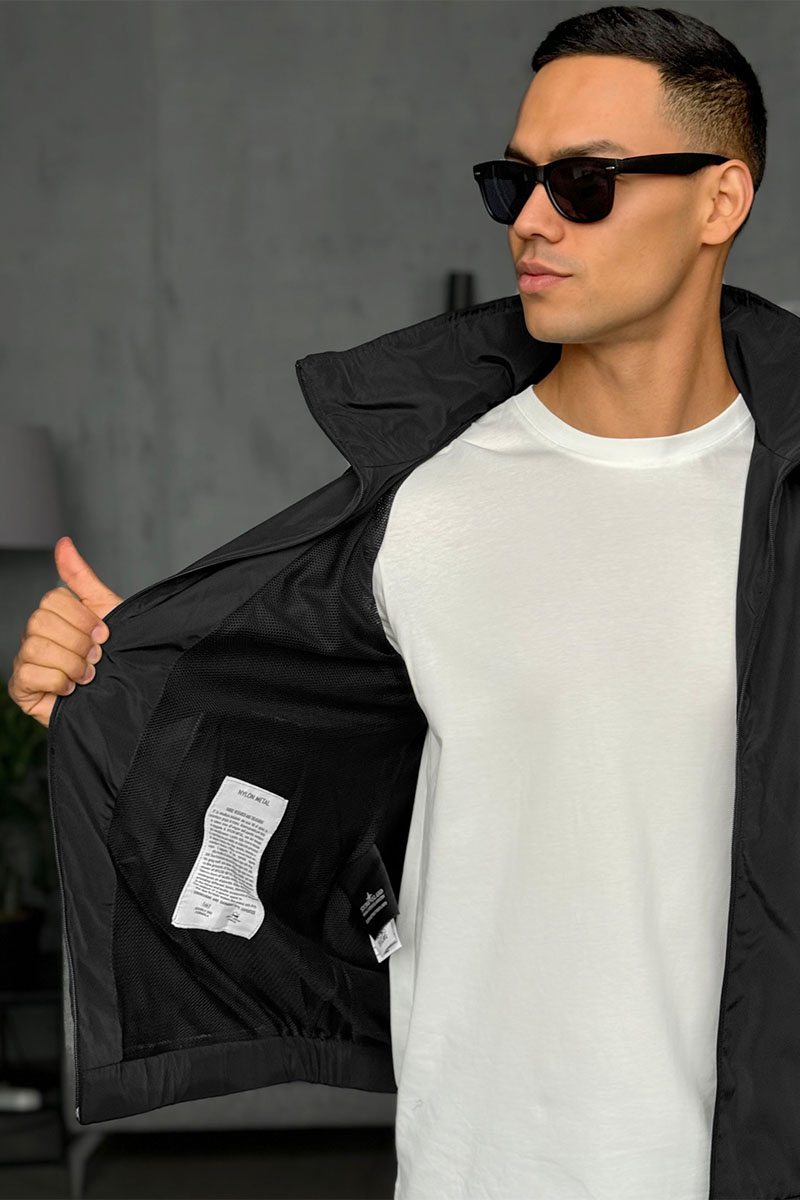 Stone Island Мужская чёрная куртка с патчем на плече