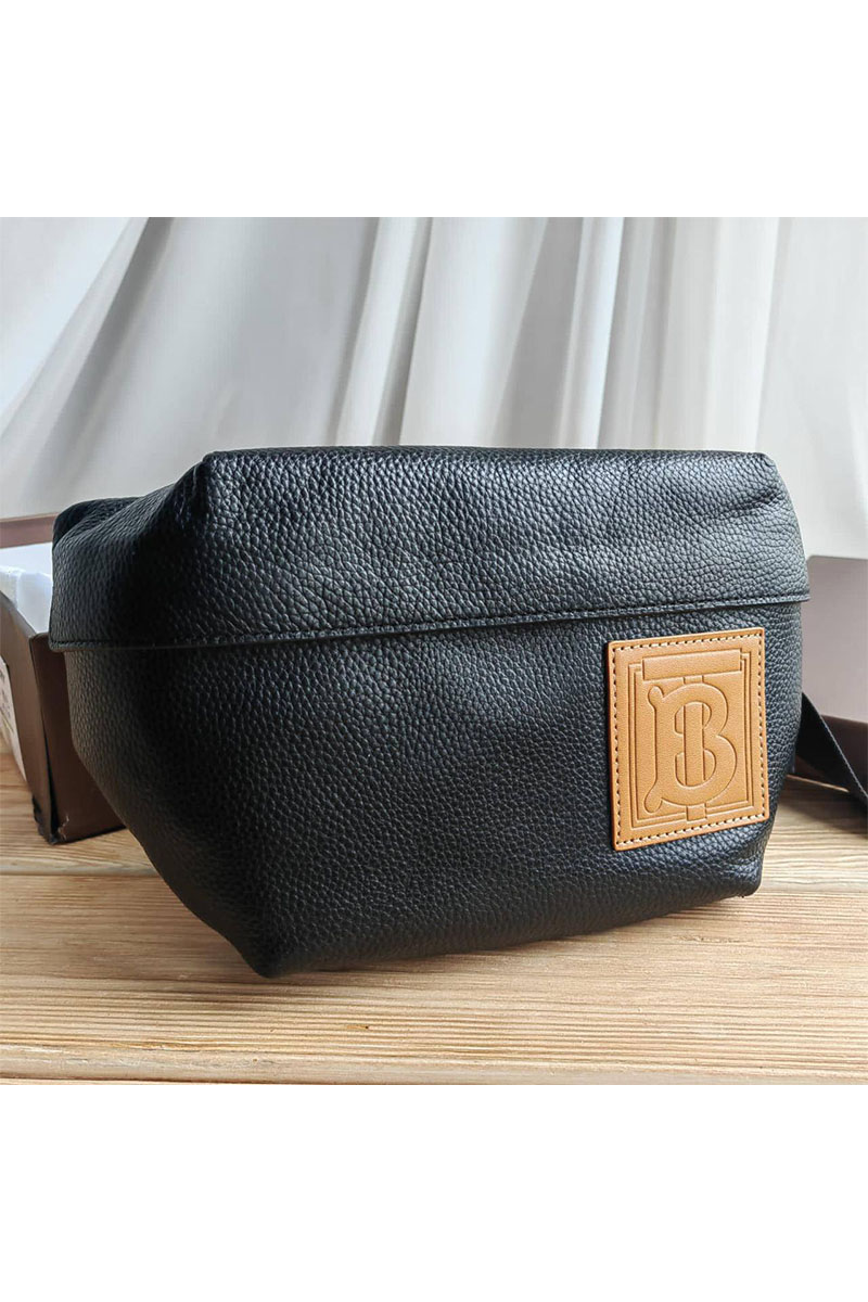 Burberry Кожаная сумка на пояс 30x17 см*