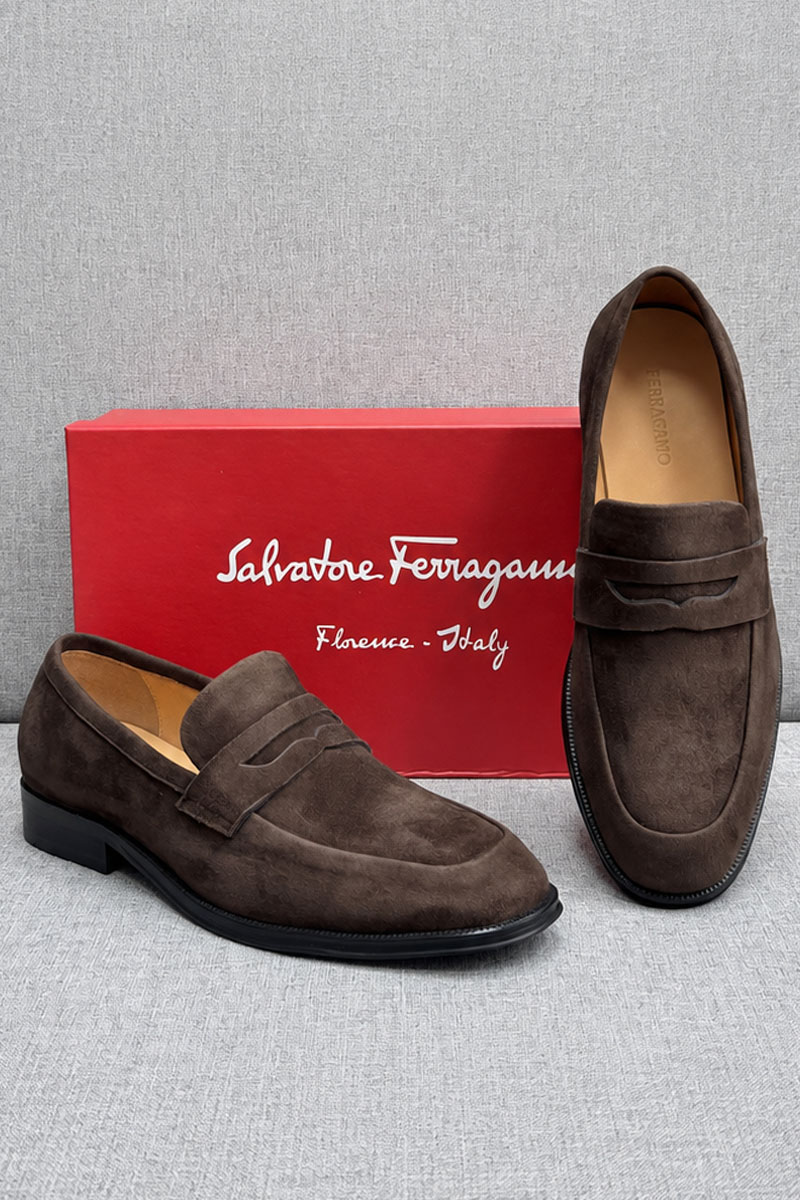 Salvatore Ferragamo Мужские замшевые лоферы